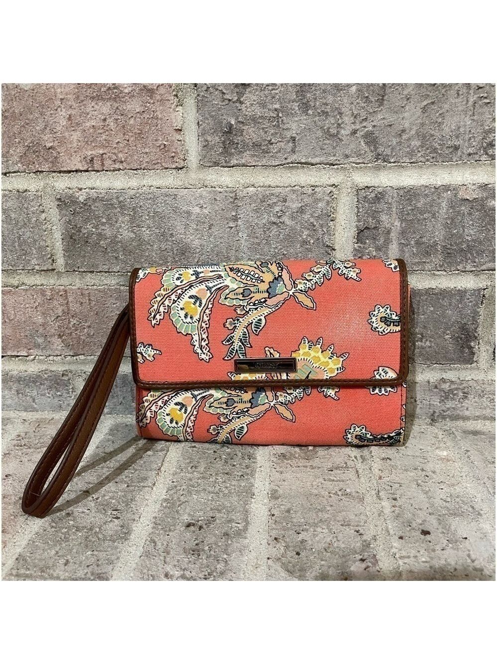 WRISTLET